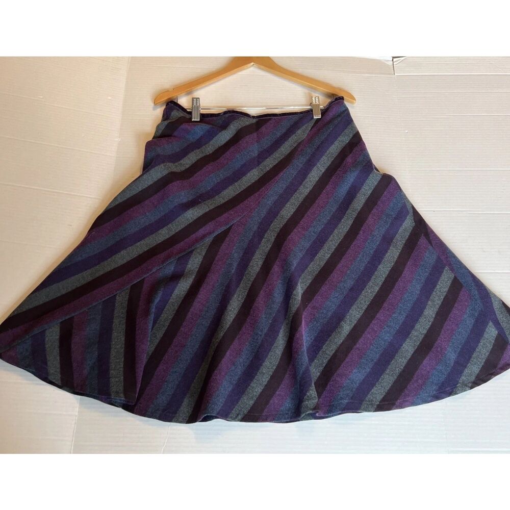 Brora Sz 12-14 Ladies Wool Blend Skirt Striped Blue Purple England EXCELLENT - Picture 3 of 8